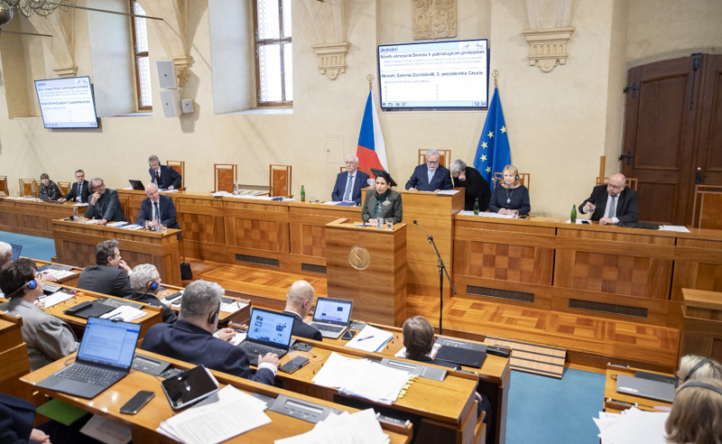 პრეზიდენტი: ახლა, 36 წლის შემდეგ, იმავე დღეს და იმავე გამზირზე, სადაც თავისუფლებისთვის სისხლი დაიღვარა, ქართველები ისევ ქუჩაში დგანან