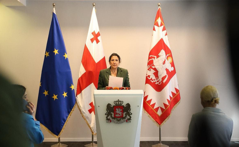 დღეს პრეზიდენტ ზურაბიშვილის ბრიფინგი ჩაინიშნა 