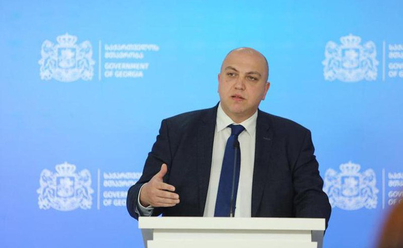 პოსტიდან ქარსელაძე ივანიშვილისთვის გადახდილი მადლობით წავიდა