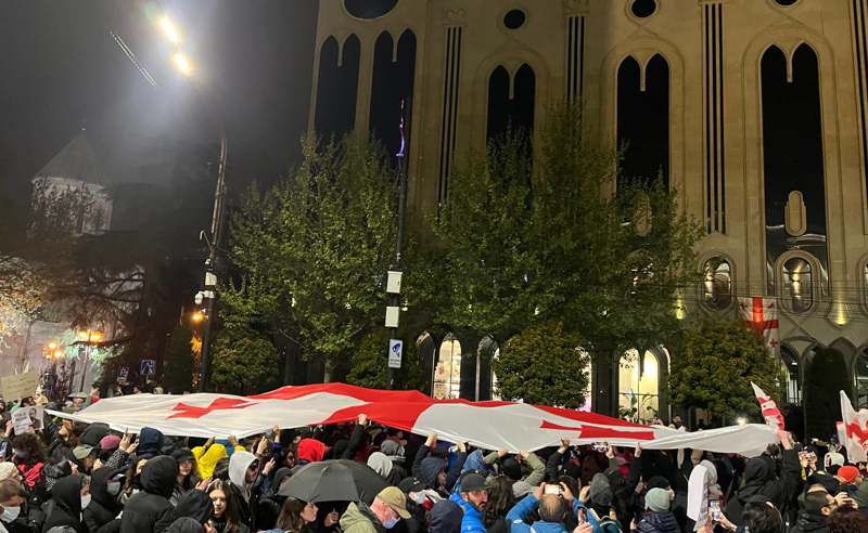იურისტის რჩევები მოქალაქეებს, რომლებსაც გზის გადაკეტვაზე მიღებული ჯარიმების გასაჩივრებაზე უარი უთხრეს