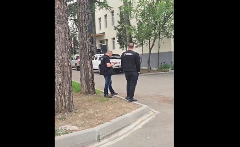 რუსთავის N 26 საჯარო სკოლიდან მოსწავლეებისა და მასწავლებლების ევაკუაცია განხორციელდა