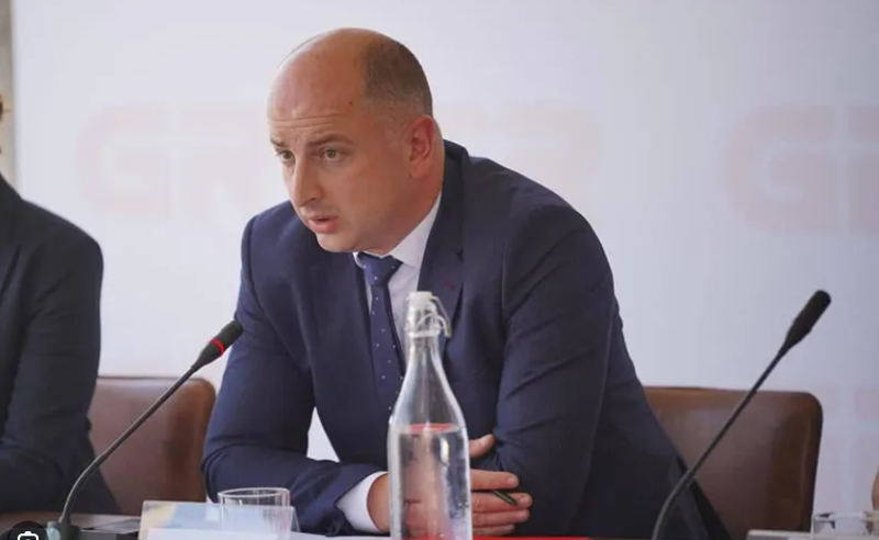 რას უკავშირდება „რკინიგზის“ დირექტორის პოსტიდან წასვლა - დავით ფერაძე წარსულში „მტკვარი ჰესის“ დირექტორი იყო