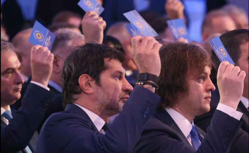 ვინ არ არის "ქართული ოცნების“ პოლიტსაბჭოს განახლებულ შემადგენლობაში 