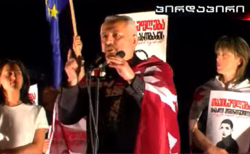 მოეშვით არაადეკვატური კანონების მიღებას, დაჭერებს, წინააღმდეგ შემთხვევაში, უმძიმეს პროცესებს მიიღებთ - ზურაბ ცეცხლაძე "ოცნებას" 