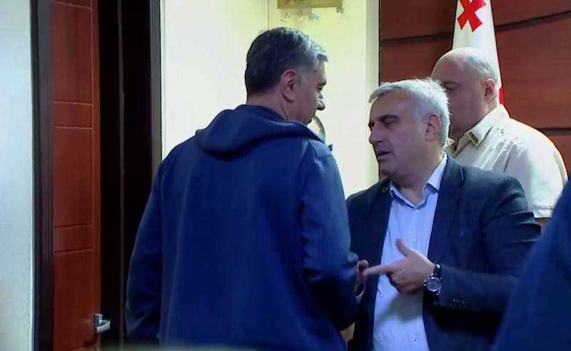 Gürcüstanın sabiq müdafiə naziri həbs edilib