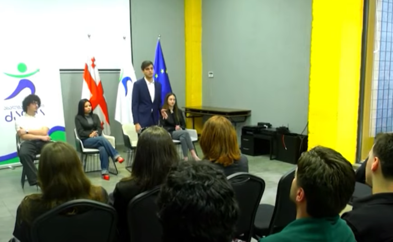 აქციის მონაწილე ახალგაზრდებმა ახალი პოლიტიკური მოძრაობა დააფუძნეს
