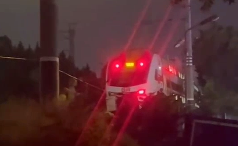 Tbilisidə qatar kişini vurub