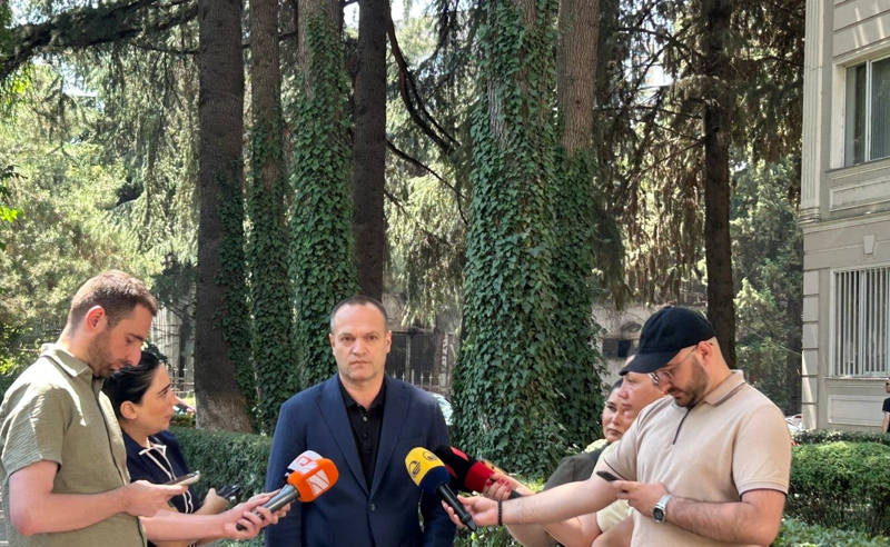 აბსურდის თეატრია, რაც ნიკა გვარამიას გარშემო ტრიალებს-პეტრე ცისკარიშვილი