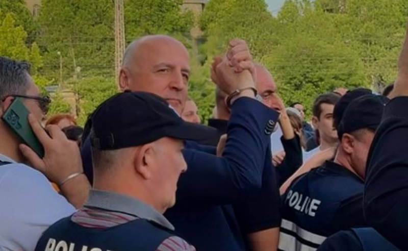 მხნედ ვარ! ჩვენი ქვეყანა აუცილებლად დადგება ფეხზე - ჯაფარიძის წერილი ციხიდან