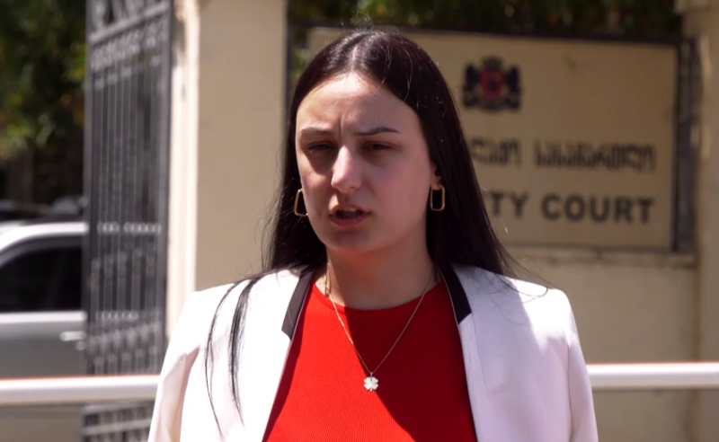 ექსპერტმა დაადასტურა, რომ ნერწყვია გადასული შესაფუთ მასალაზე, ეს გარემოება ამყარებს ჩვენს პოზიციას, რომ ახობაძეს ნარკოტიკთან შეხება არ ჰქონია - ადვოკატი