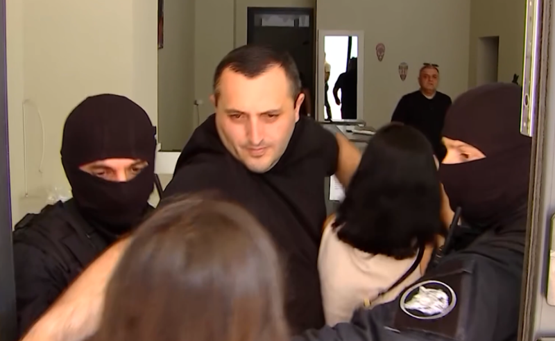თბილისში, დოლიძის ქუჩაზე სპეცოპერაცია მიმდინარეობს