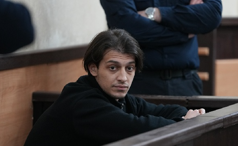 სინდისის პატიმარი ნასამართლევმა მოსამართლემ გაასამართლა და ციხეში გაუშვა