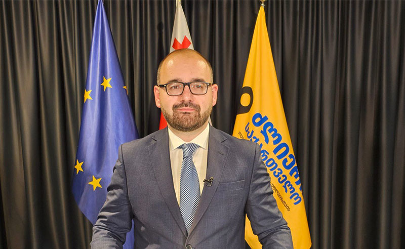 გრიგოლ გეგელია: რუს შულერთა პარტია „ოცნება“ ღიად და ოფიციალურად დაკავდა ოთხზე ხოხვით რუსეთისკენ სიარულში