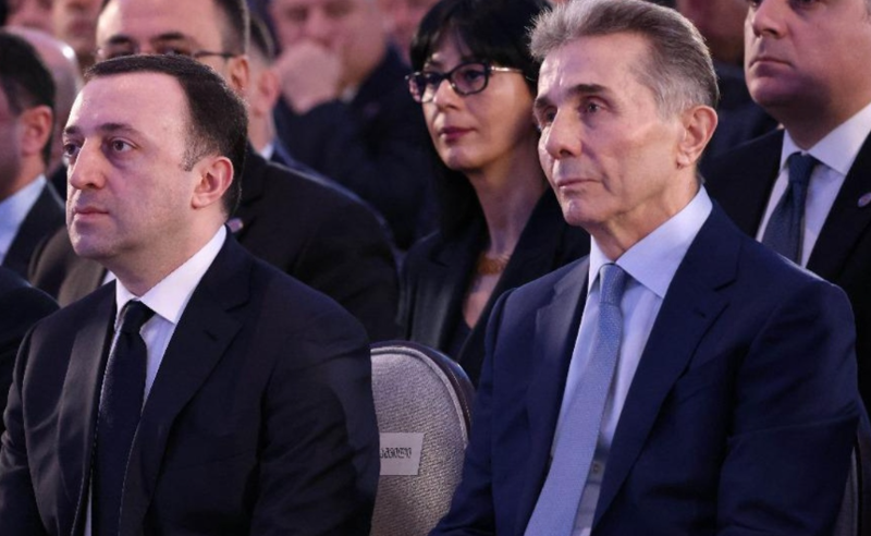 დეკანოიძის განცხადებით, ივანიშვილმა ღარიბაშვილს ქვეყნიდან გასვლისას სუს-ი გააყოლა