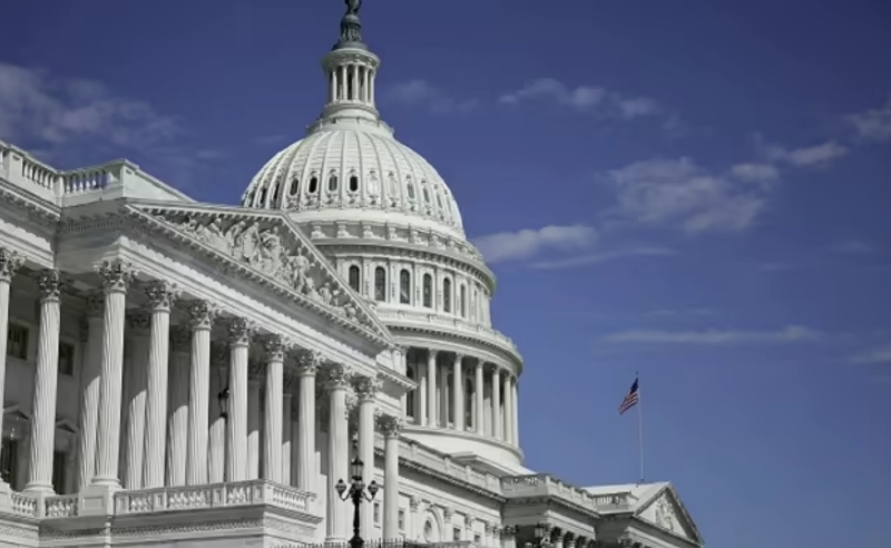 აშშ-ის სენატორი სანქციების კანონპროექტზე: „პუტინი მეტ დროს არ იმსახურებს“