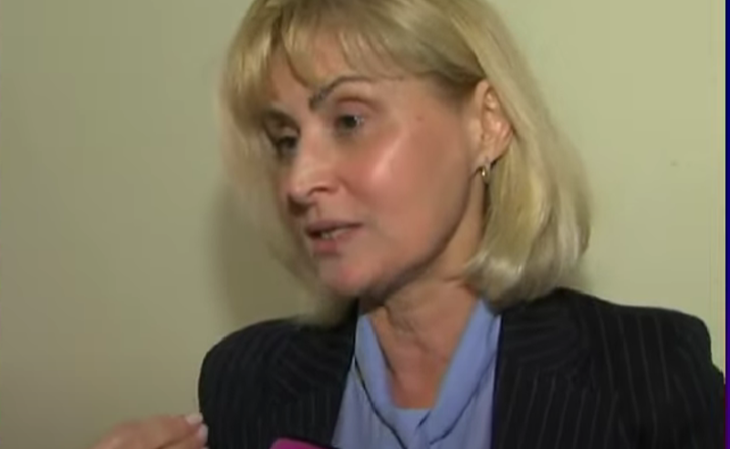 "ქართული ენის განმარტებითი ლექსიკონი ამბობს: გაშლილი ხელის სახეში გარტყმა არის სილა - ვერ შეცვლით ქმედების სიმძიმეს" - მზია მწარიაშვილი