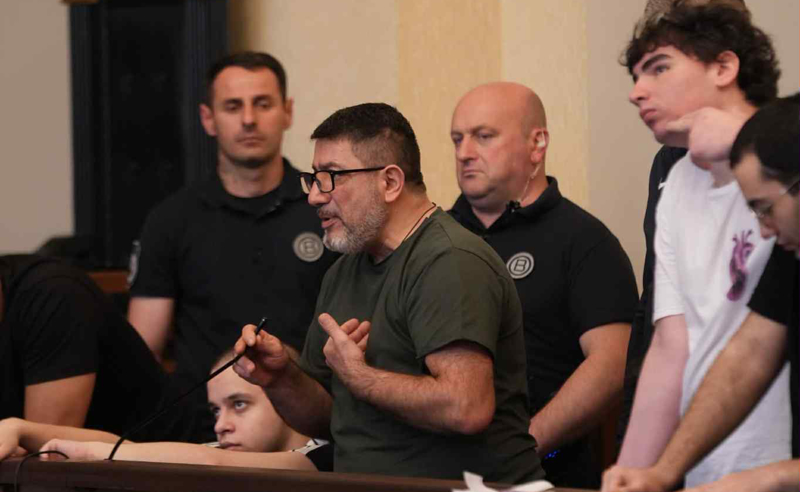 არა მხოლოდ უდანაშაულოდ ვგრძნობ თავს, არამედ ერთადერთი კითხვა მაქვს - რისთვის, ცხრა თვე ციხეში? - ვეფხია კასრაძის საბოლოო სიტყვა