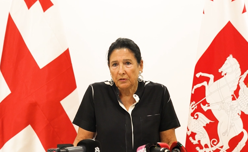 "შეგუება ნიშნავს, რომ ქვეყანას რუსეთს ჩავაბარებთ, მჯერა რომ საქართველო არასოდეს ჩაბარდება" - პრეზიდენტი ზურაბიშვილი
