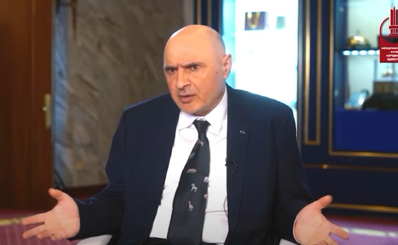 კალაძის სიძის ახალი სკანდალი - რატომ იმყოფებოდა პაატა აბულაძე "ოცნების" სახელით რუსეთის მიერ ოკუპირებულ დონეცკში
