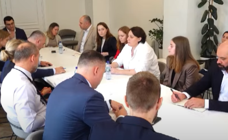 ვიზალიბერალიზაცია, პოლიტპატიმრები და სამომავლო გეგმები - კოალიცია "ცვლილებებისთვის" ლიდერები დიპკორპუსს ხვდებიან