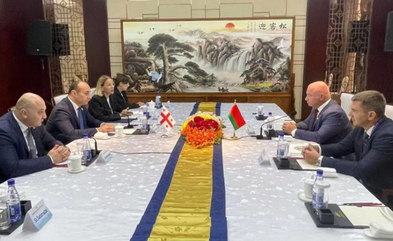 (გეკა გელაძე) ვის შეხვდება მისი საქმეა - რას ამბობენ "ოცნებაში" მინისტრის  სანქცირებულ პირებთან აუდიენციაზე