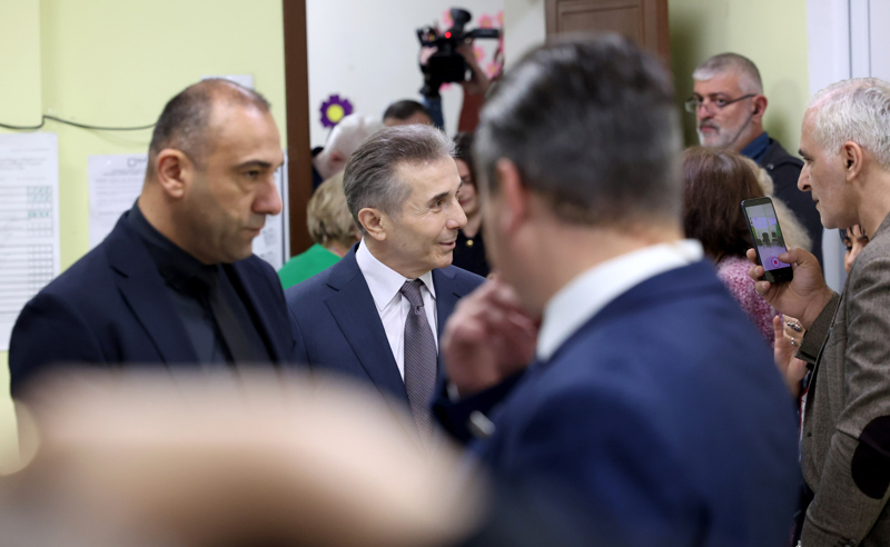 ბიძინა ივანიშვილი "ოცნებას": საბოლოოდ გავსწორდით წელში