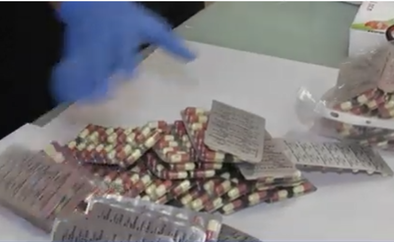 İsrail vətəndaşı 1120 həb "Pregabalin" ilə Batumidə həbs edildi