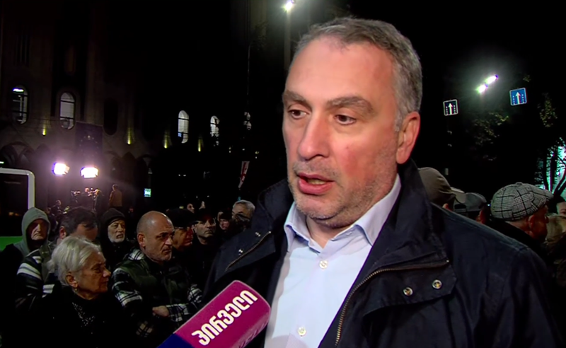 ახალი პოლიტიკური განაცხადი - წავა თუ არა ივანიშვილის ყოფილი ადვოკატი პოლიტიკაში?
