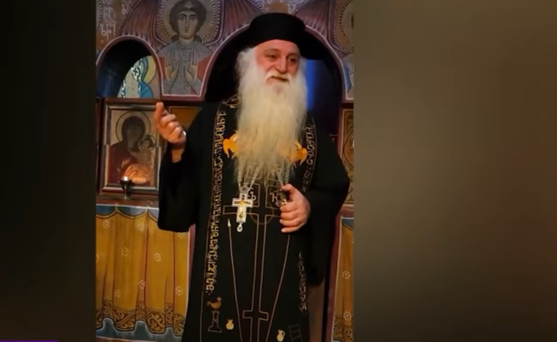 "რუსთაველის პროსპექტი არის საოცრება, გამოდით, იქ საოცარი ხალხი დგას" - არქიმანდრიტი დოროთეს ქადაგება 