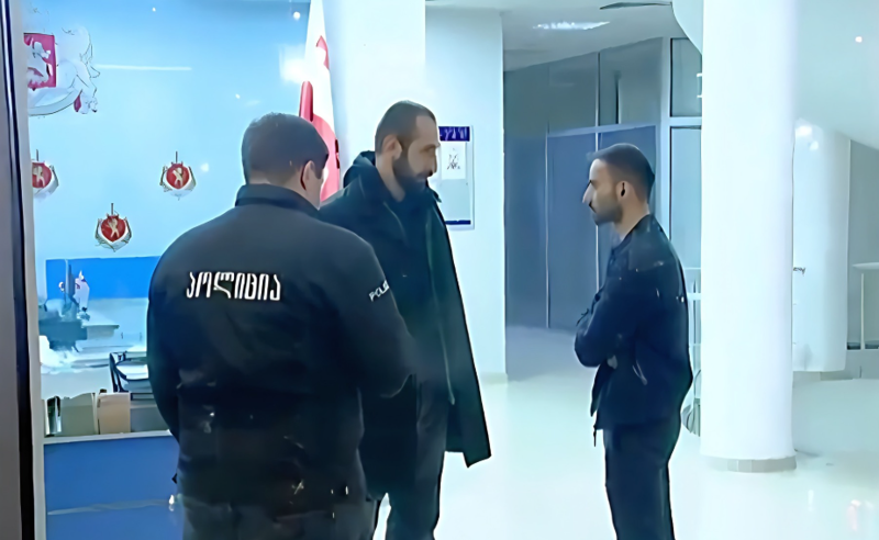 "არ ვაპირებთ ახლა თქვენ დაკავებას, დაგიკავშირდებითო და გამოგვიშვეს" - უფლებადამცველი თავართქილაძეზე