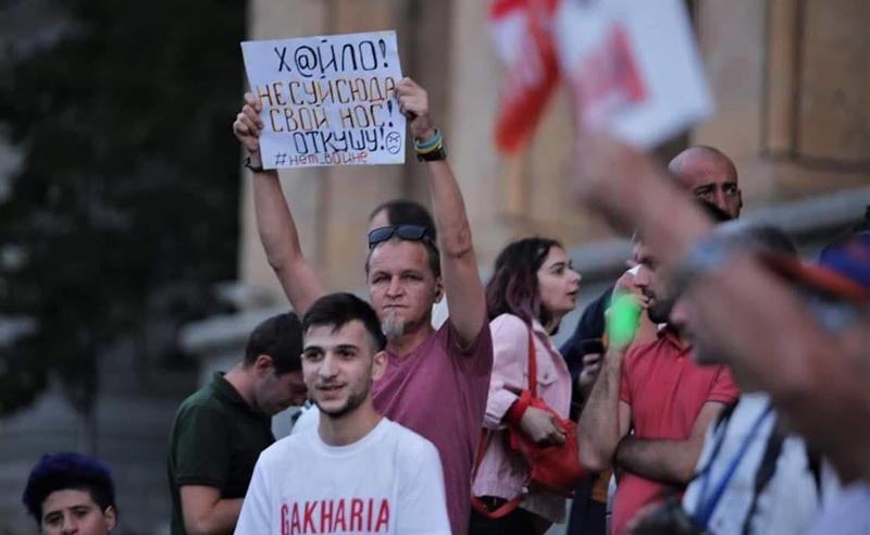 შსს გუშინ დაკავებული ნიკოლაი ბელიკოვის რუსეთში დეპორტაციას ითხოვს - მოსამართლე სათათბიროდ არის გასული