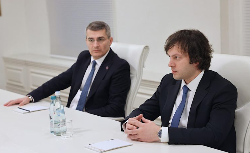 კობახიძემ მდინარაძეს "სახელმწიფო უსაფრთხოების უფროსი ლეიტენანტის" წოდება მიანიჭა