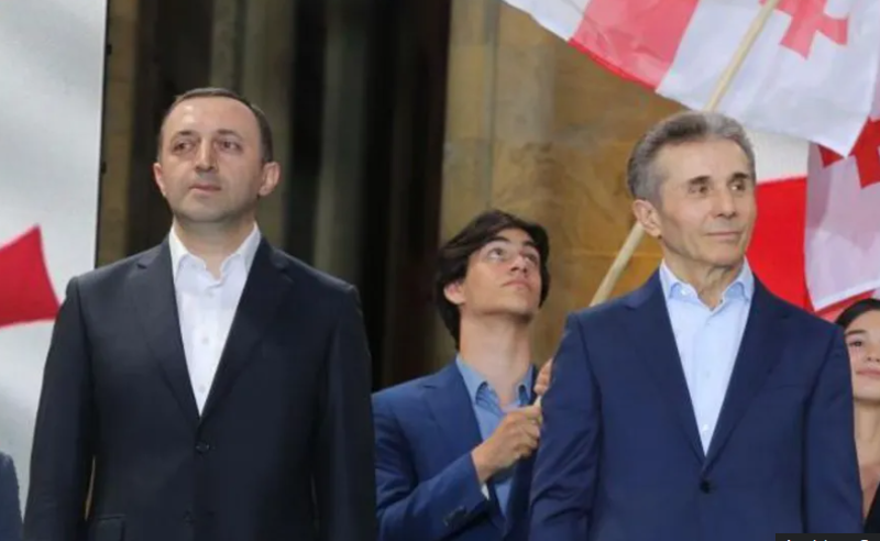 „საქართველოს ყოფილი პრემიერის სანახაობრივი დაცემა" - BBC-ის სტატია ირაკლი ღარიბაშვილზე 