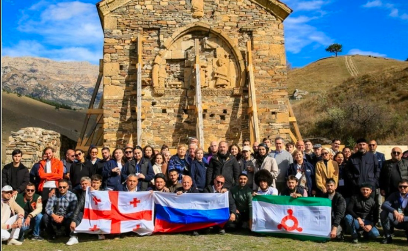 გავრცელებული ინფორმაციით, რუსეთ-საქართველოს ახალგაზრდულ ფორუმზე დასასწრებად საქართველოდან ინგუშეთში დელეგაცია ჩავიდა