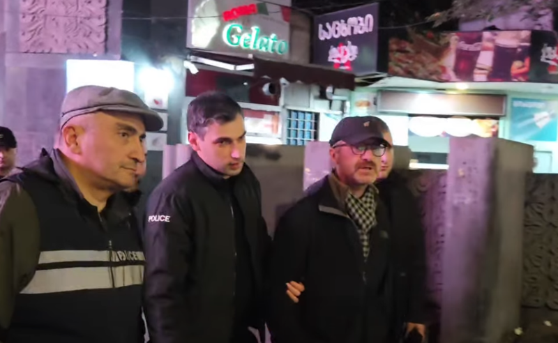 დაკავებული ზაზა ბროლაძე შიმშილობს