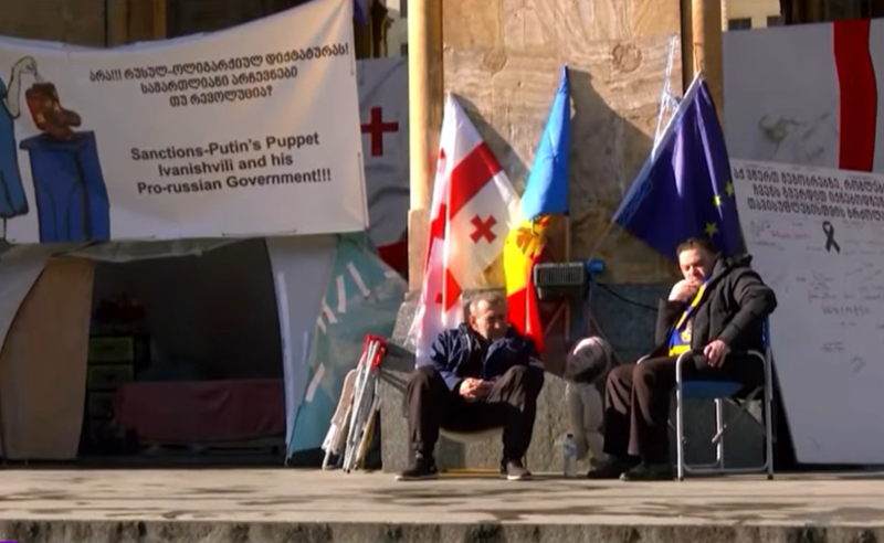 შიმშილობის მე-6 დღე პარლამენტთან - როგორია მოშიმშილეების ჯანმრთელობის მდგომარეობა