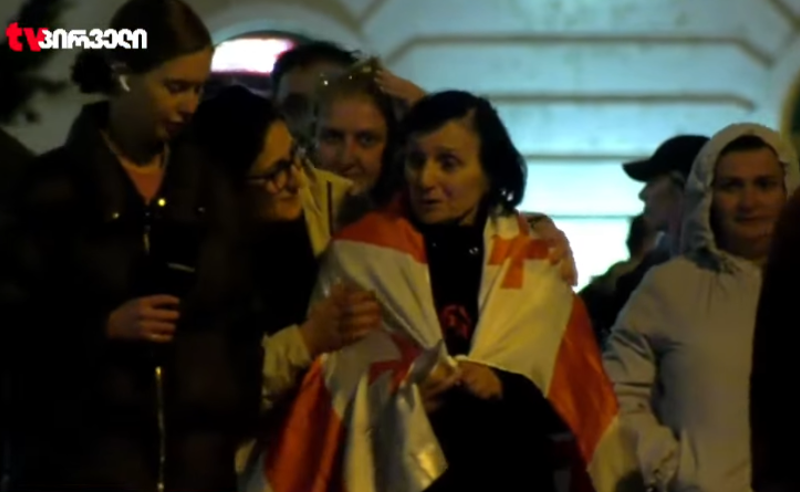 "არ შევშინდები, ხვალ ვიქნები [რუსთაველზე], გადავკეტავ, პირველი გავალ" - აზა ჩილაჩავა 
