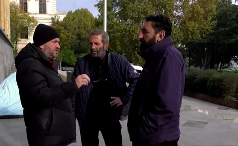 შიმშილობის მე-16 დღე პარლამენტთან - მოშიმშილე დავით მაჭავარიანი კლინიკაში გადაიყვანეს