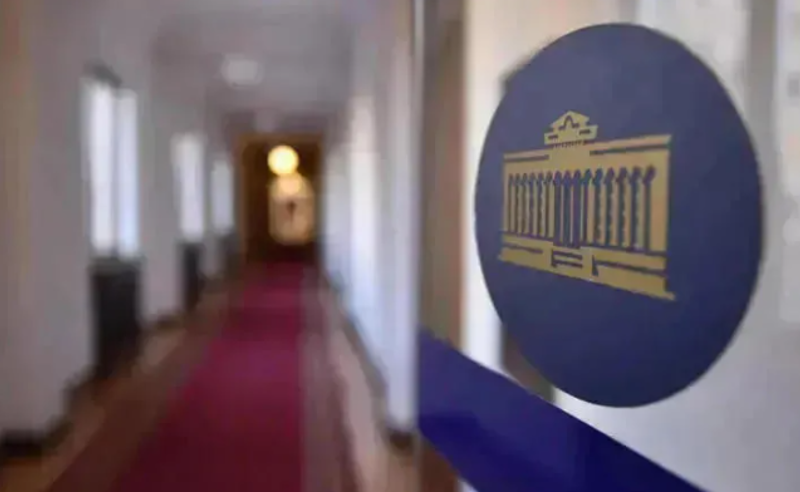ირაკლი კობახიძე პარლამენტში მიდის - საკანონმდებლო ორგანოში “უსაფრთხოების ყვითელი დონე“ იმოქმედებს