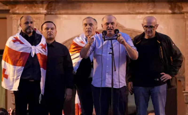 დაარღვევენ თუ არა დღეს დუმილს 4 ოქტომბრის სახალხო კრების ორგანიზატორები? 