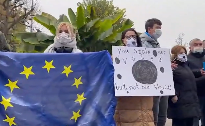 რა შეიძლება გაკეთდეს ემიგრანტების უფლებების დასაცავად - დიასპორის წარმომადგენლებმა ზურაბიშვილთან კონსულტაციები გამართეს