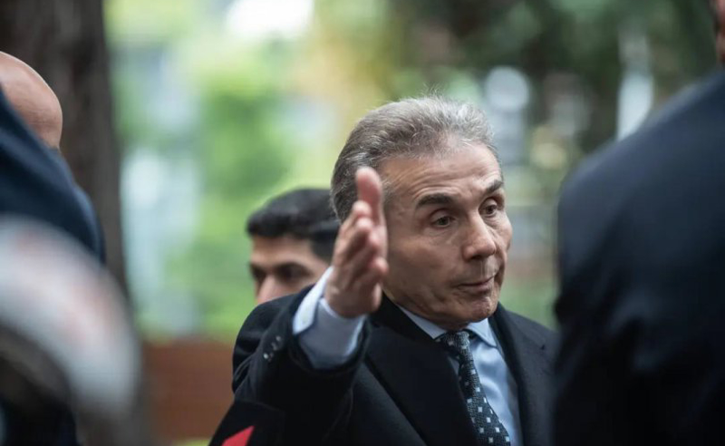 რატომ შეჩერდა ხმაურიანი დაკავებები?