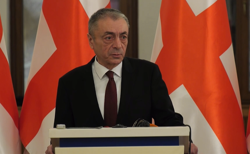 "300 კაცი არ არის უფლებამოსილი თავისი დღის წესრიგით ატრიალოს მთელი ქვეყანა" - შარმანაშვილი