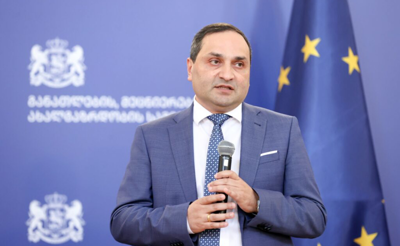 რა იცვლება აბიტურიენტებისთვის? - განათლების მინისტრის მოადგილის ორი ურთიერთგამომრციხავი განცხადება