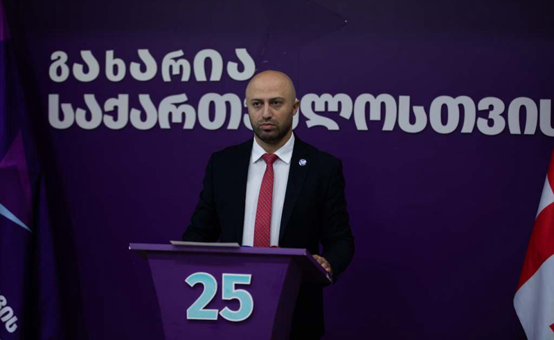 ბერდია სიჭინავა: არალეტალური იარაღის (რეზინის ტყვიების)  გამოყენების შესახებ ბრძანება გიორგი გახარიას არ გაუცია