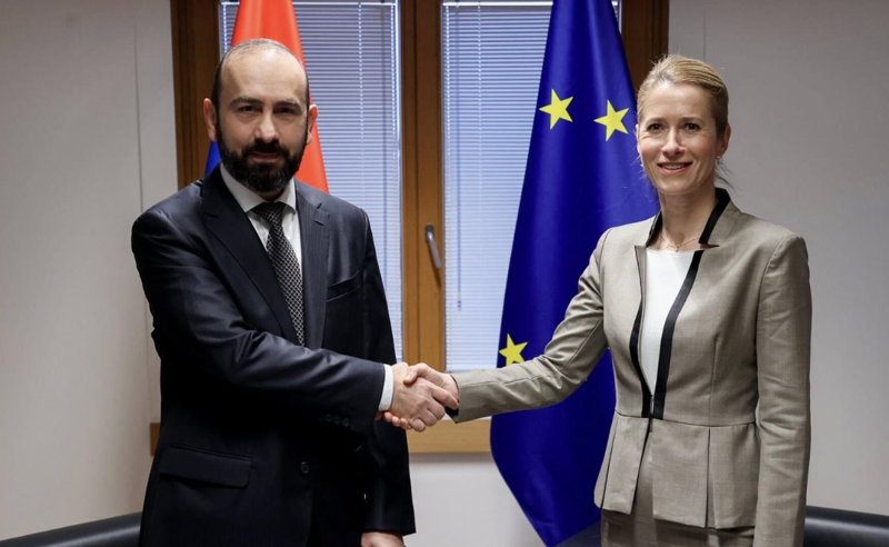 ოფიციალური ერევანი ბრიუსელს დახმარებას სთხოვს
