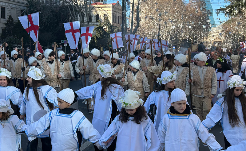 თბილისში საშობაო "ალილო" მიმდინარეობს