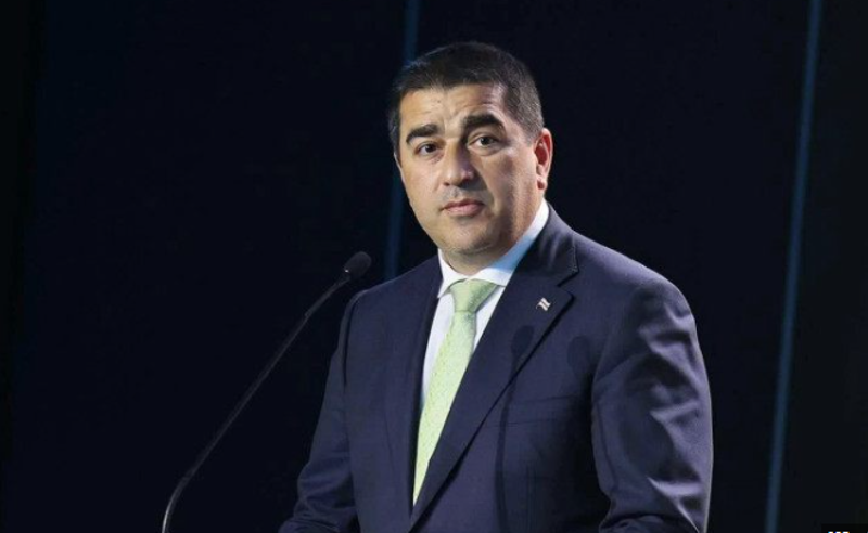 ჩვენი მოქალაქეები საქართველოში გვჭირდება - პაპუაშვილი აშშ-ში საიმიგრაციო შეზღუდვებზე