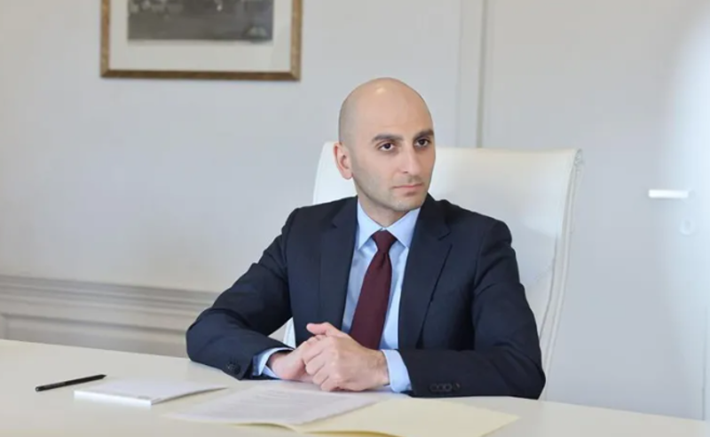 დაკავებულია ჯანდაცვის მინისტრის ყოფილი მოადგილე