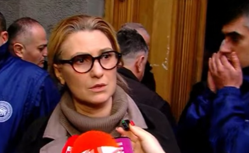 არ მეგონა, თუ ასეთი მძიმე ვითარება იქნებოდა - უნივერსიტეტის ლექტორი სამუშიასთან შეხვედრაზე